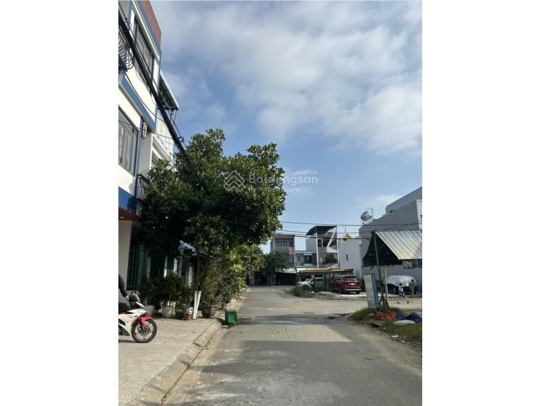 Bán đất đẹp đường hòa phú 17 hòa minh. gần đường lớn dt 85m2 giá tốt 5ty350  0942 992 ***