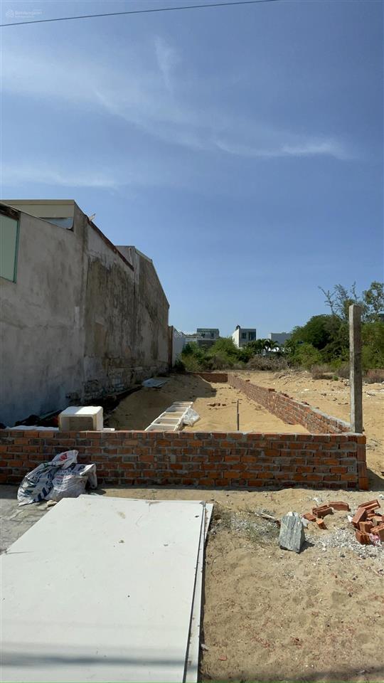 Bán lô mt đường bà bang nhãn (đường 7m5)  ngũ hành sơn gần ubnd quận. giá 6,65 tỷ.  0942 992 ***