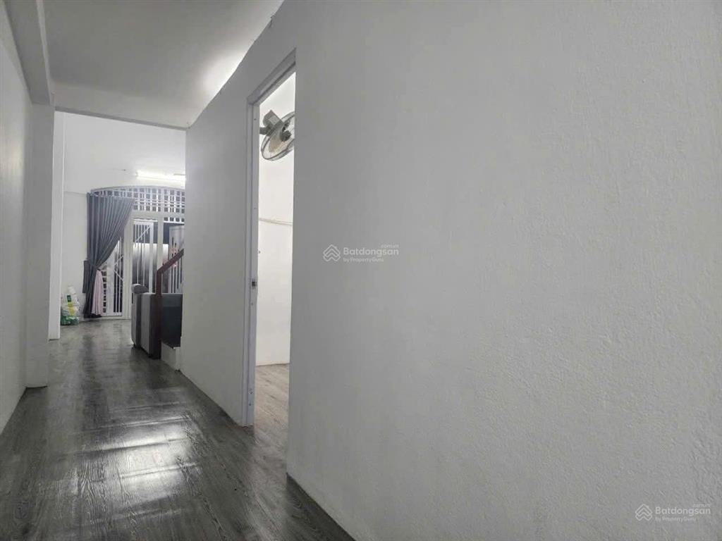 Bán nhà gác lửng mt đường nại hiên đông 9  sơn trà. dt 72m2 giá 6,5 tỷ.  0942 992 ***