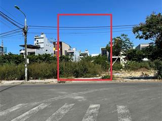 Bán lô đường cồn dầu 22 (lô ngã 3)  hòa xuân, phù hợp xây căn hộ. giá 5,4 tỷ.  0942 992 ***