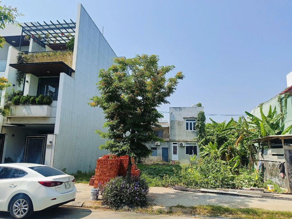 Bán đất MT đường TRẦN KIM XUYẾN , Hòa Xuân, Cẩm Lệ - Giá 5ty6 tỷ TL - LH: 0942992361