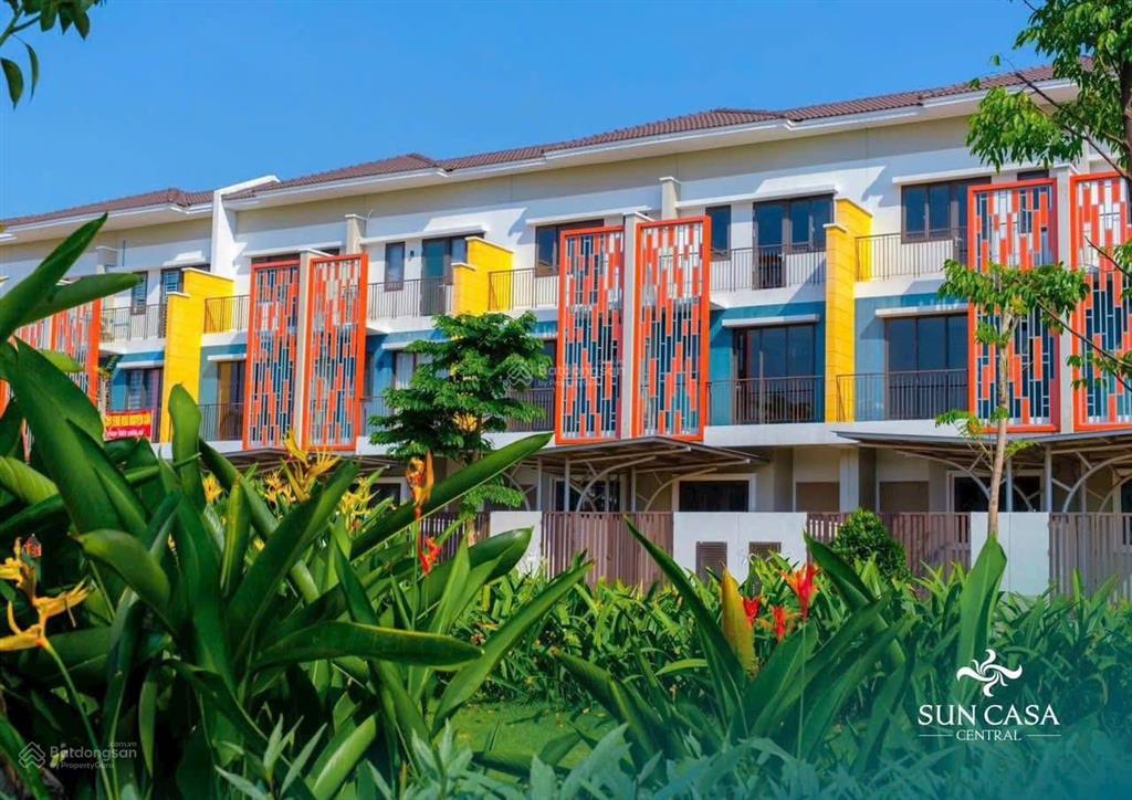 Căn 1 trệt 1 lầu giá 2,9 tỷ trong kđt sun casa central cách thành phố mới chỉ 10 phút đi xe