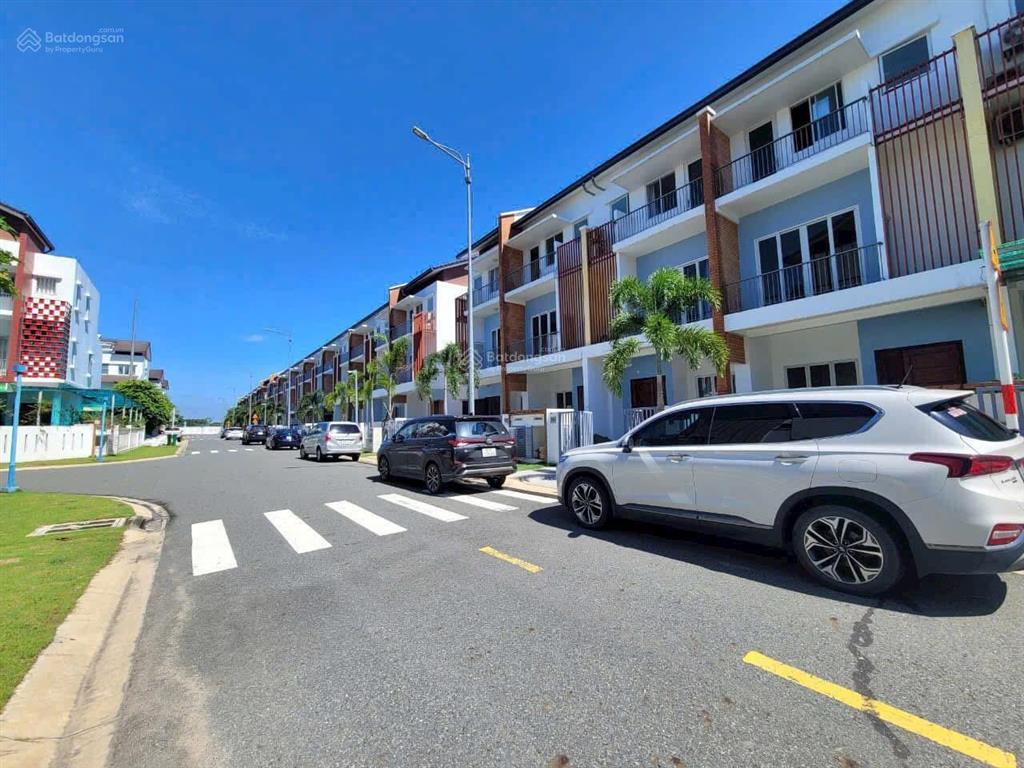 Chính chủ bán căn 3 tầng tại kđt suncasa 1  hoà phú  thủ dầu một  bình dương