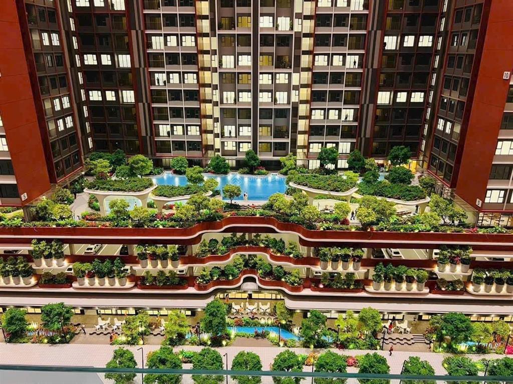 Bán 2pn orchard heights  tầng cao  view hùng vương và hồ bơi.  0354 477 ***