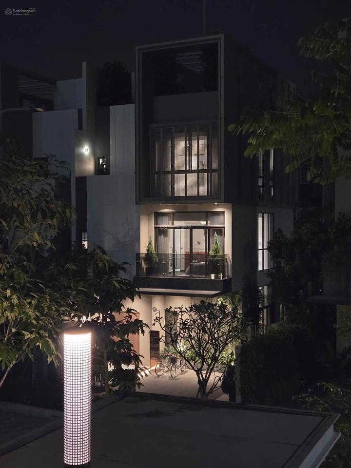 Bán nhà phố the orchard  giá hấp dẫn chỉ 9tỷ6. vị trí đẹp, hỗ trợ vay.