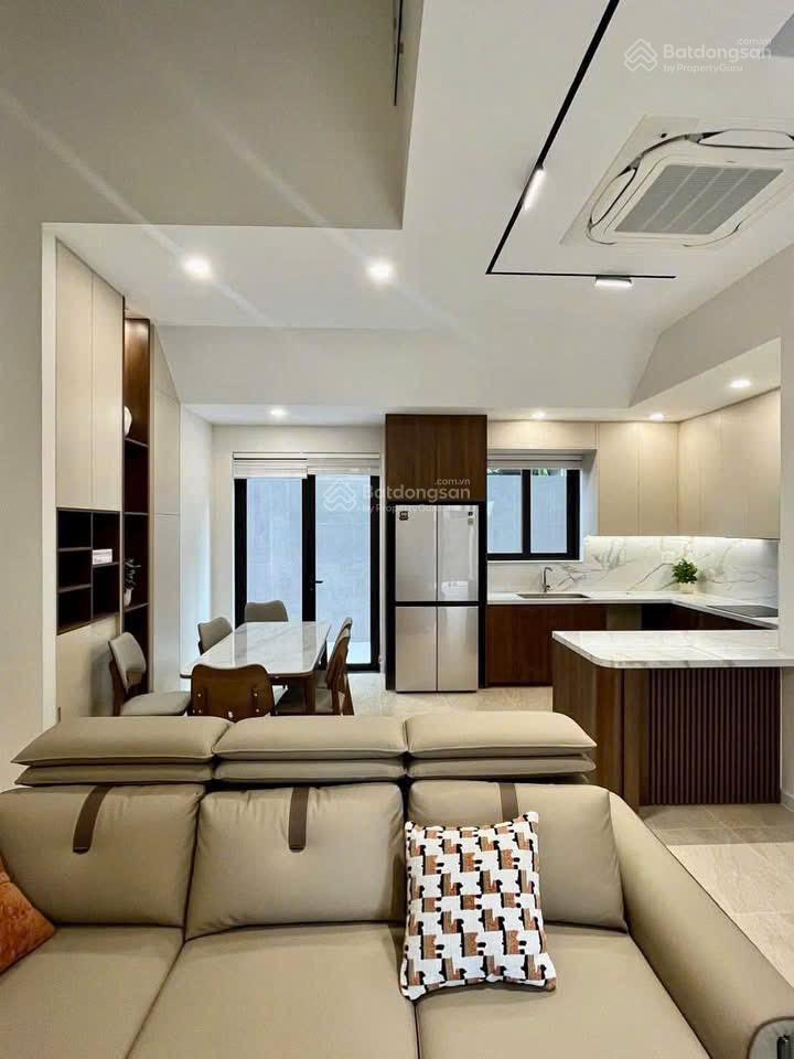 Cho thuê nhà phố the orchard căn sẻ khe, 4pn full nội thất cao cấp. giá chỉ 38tr/tháng