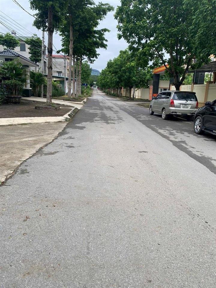 Cần chuyển nhượng mảnh đất diện tích 83.7m2. tại trung tâm xã lương sơn  hòa bình  phú thọ