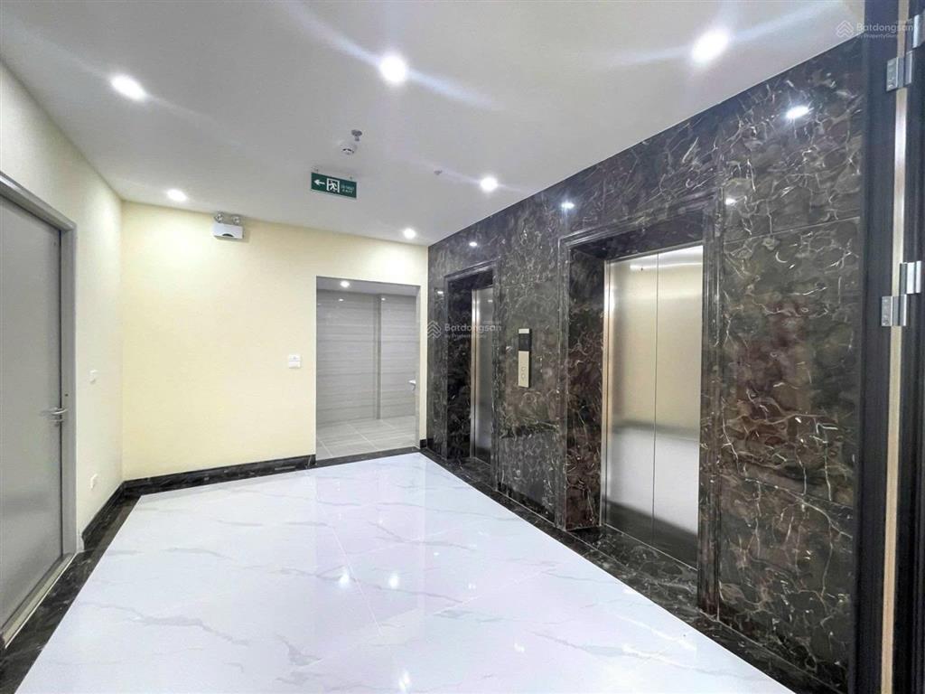 Bán toà văn phòng 2 mặt tiền mặt phố hoàng ngân  nguyễn thị định, 370m2 x 11t. mt 12m. 350 tỷ.