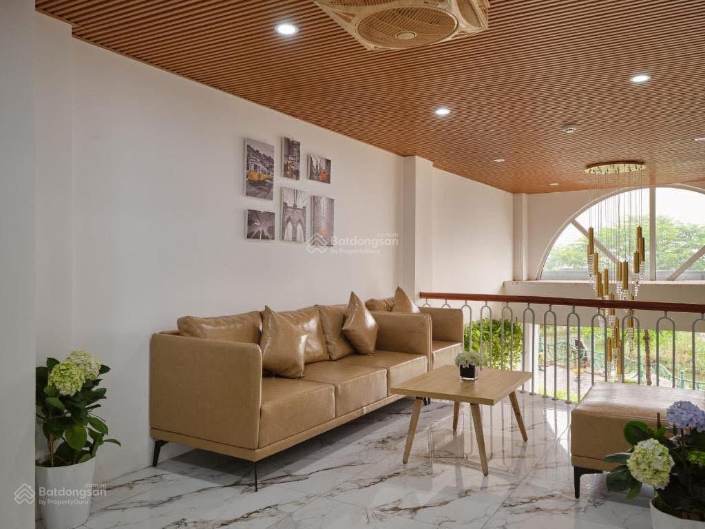 Bán toà apartment 2 thoáng mặt phố yên hoa  tây hồ, view hồ cho thuê ~500tr/th, 260m2 x10t. 158 ty