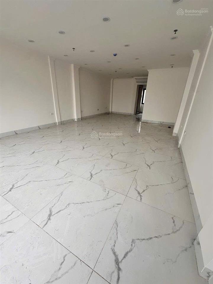 Bán toà văn phòng phố nguyên hồng  huỳnh thúc kháng, 60m2 x 10t. mt 5m. 37 tỷ, ô tô tránh