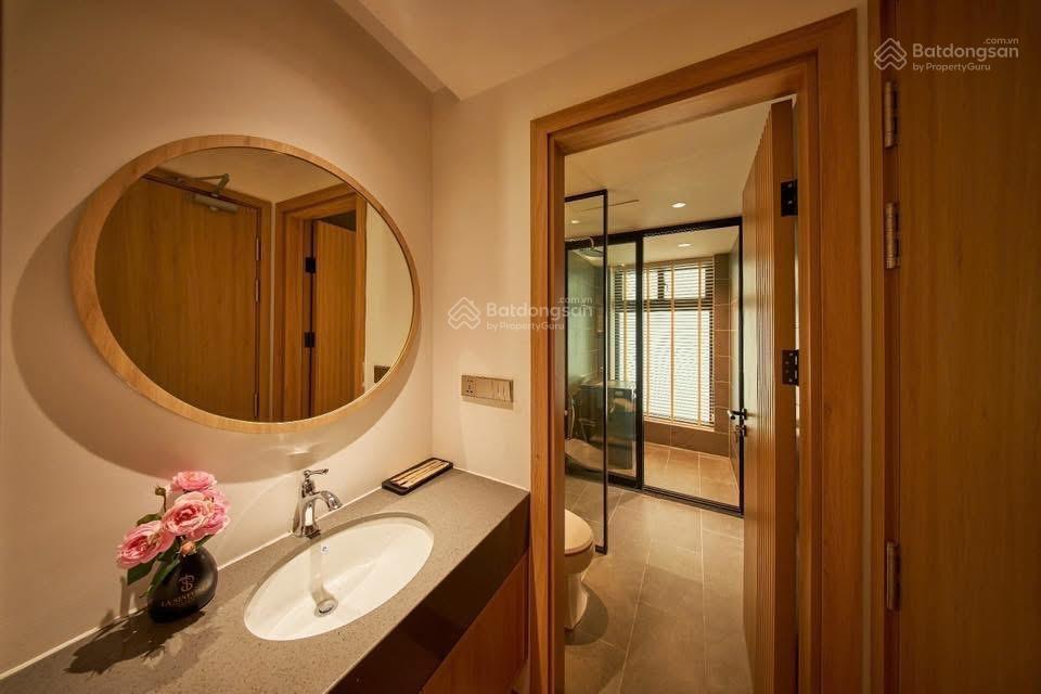 Bán toà building 2 thoáng phố đại cồ việt  hai bà trưng, 85m2 x 9t. mt 7.3m. 45 tỷ, ô tô tránh.