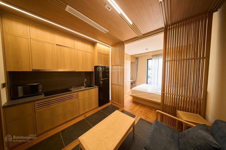 Bán toà building 2 thoáng phố đại cồ việt  hai bà trưng, 85m2 x 9t. mt 7.3m. 45 tỷ, ô tô tránh.