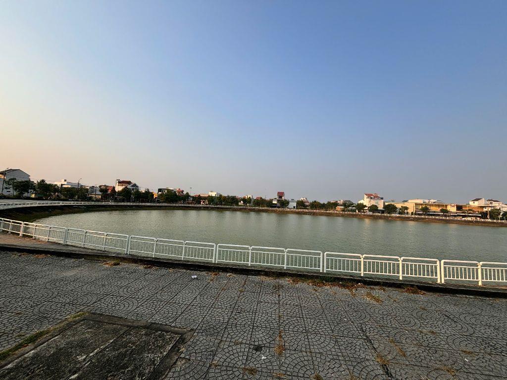 Bán nhà 3 tầng view hồ Trảng Kèo dòng tiền hơn 200tr/ tháng.