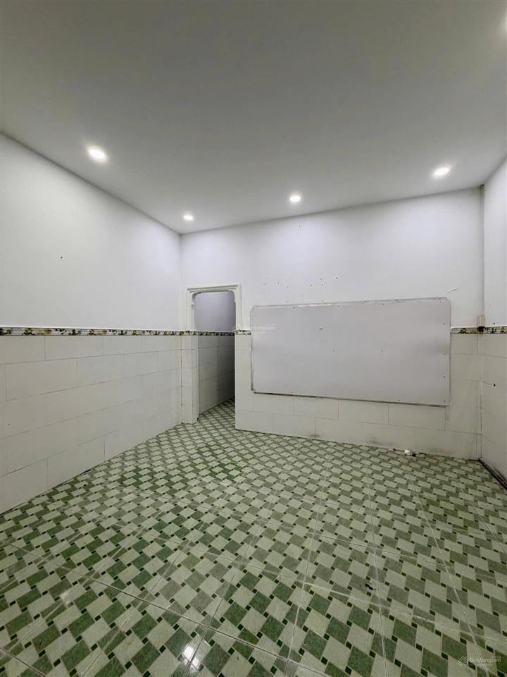 Bán nhà 2 mặt tiền gần bờ kè phường bửu long cũ