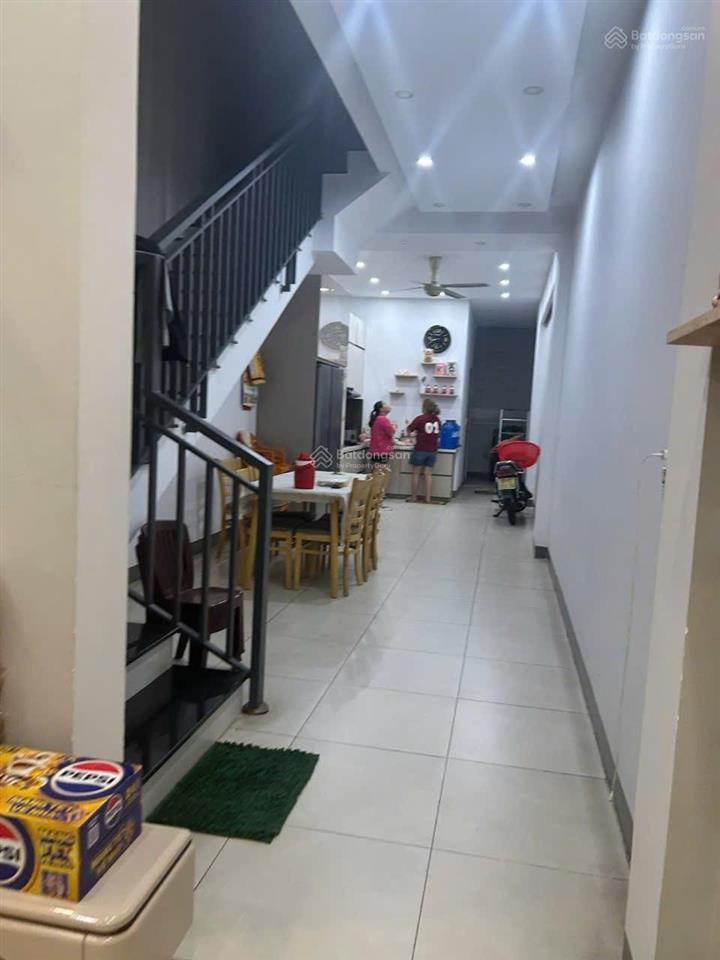 Chủ ngộp bank cần bán gấp nhà 1t1l