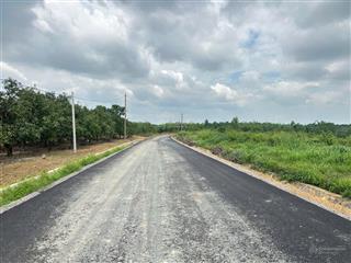 Ngộp nặng  cắt lỗ bán gấp lô mặt tiền đường liên xã. full thổ cư