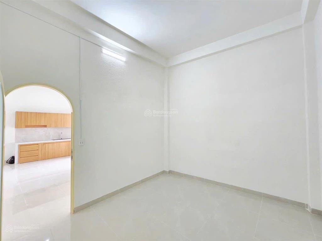 Bán nhà gần nhà thờ đá đông vinh. mặt tiền đường nhựa xe tải né nhau