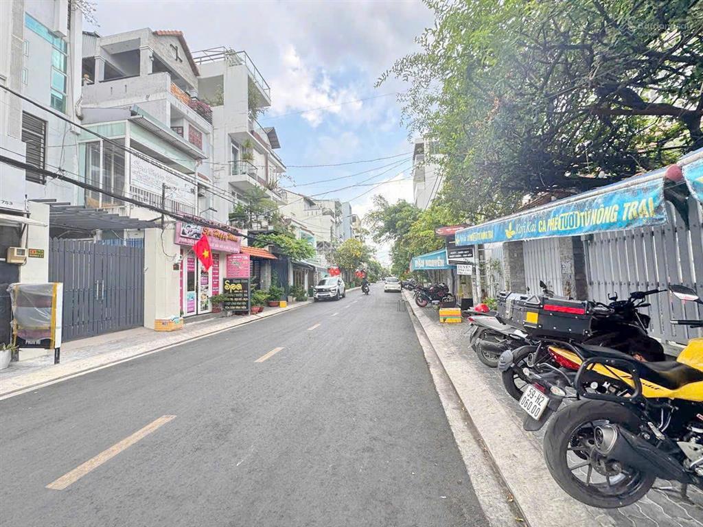 Gấp! bán nhà mặt tiền kinh doanh đường số  tân quy  quận 7