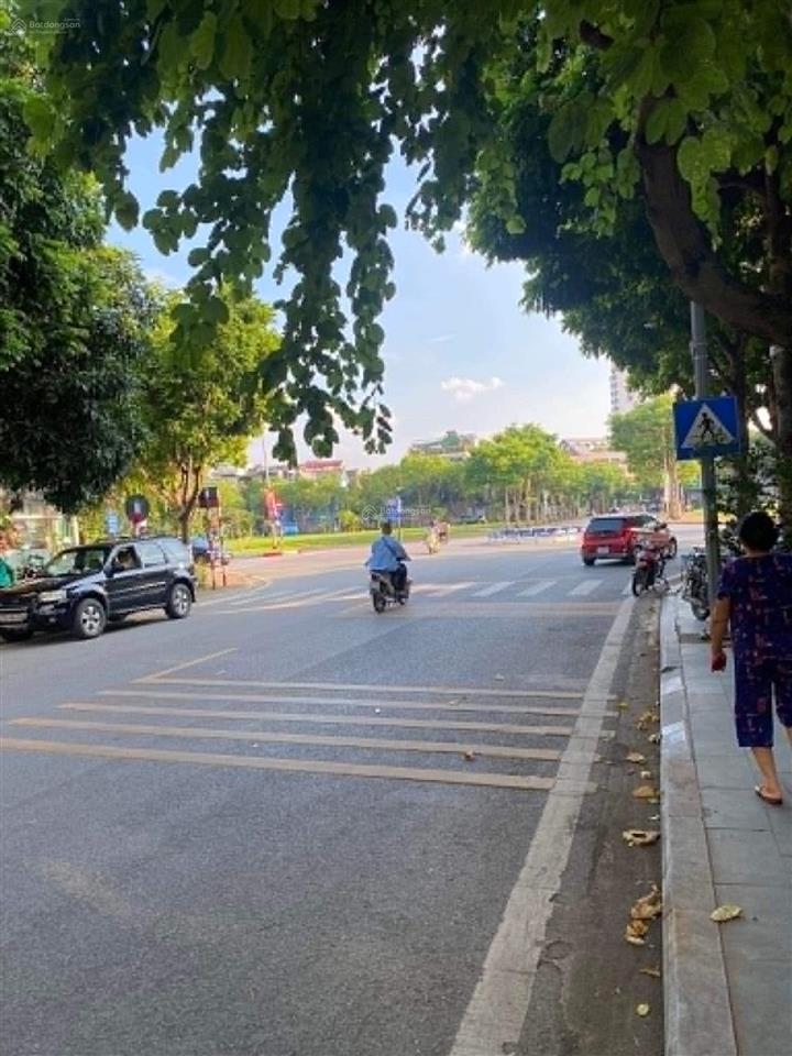Em có căn bt6 ở kđt việt hưng muốn cho thuê.