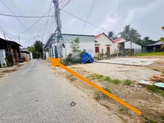 Đường nhựa ngay trung tâm thị trấn bao đẹp' vtri cũng đẹp' giá tốt diên thạnh ngay trung tâm thị t