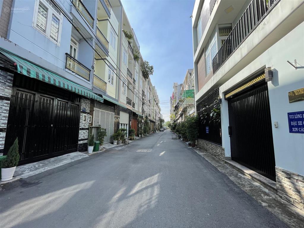 Bán dãy trọ 6 phòng 10tr/ tháng, trần thị hè, xe hơi thông, hiệp thành, q12, gần chợ đông quang