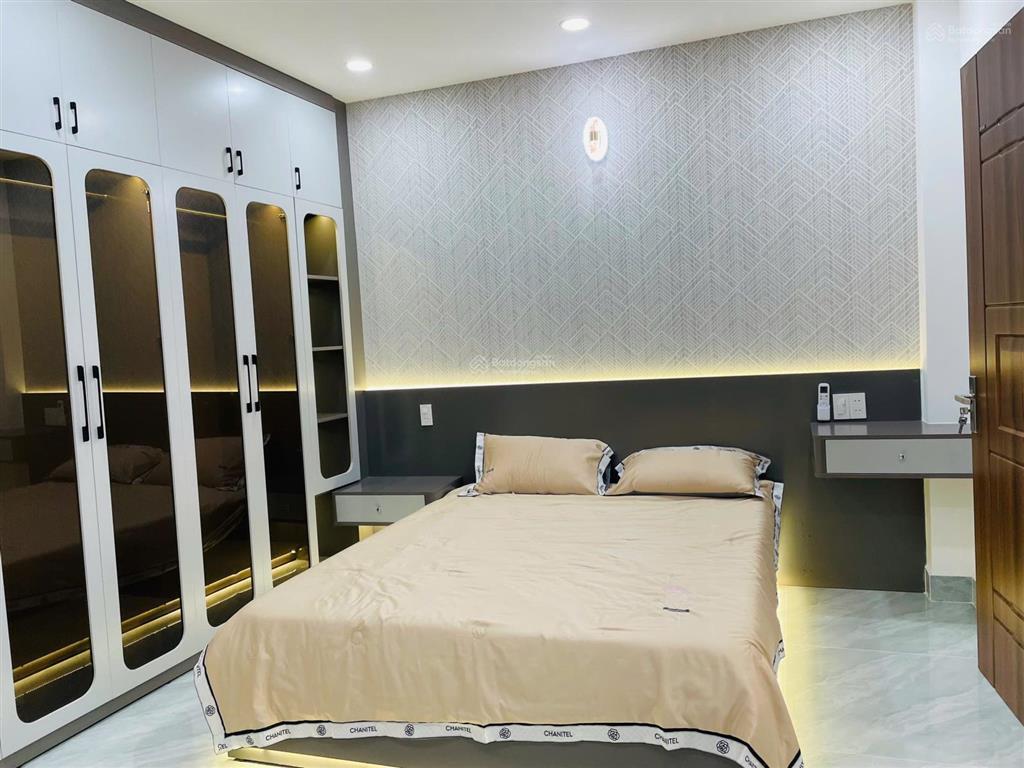 Quận 12 bán nhà phố cao cấp mới 5 tầng  trần thị năm  tân chánh hiệp, xe hơi thông 6.6 tỷ