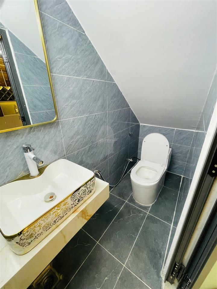 Quận 12 bán nhà phố cao cấp mới 5 tầng  trần thị năm  tân chánh hiệp, xe hơi thông 6.6 tỷ