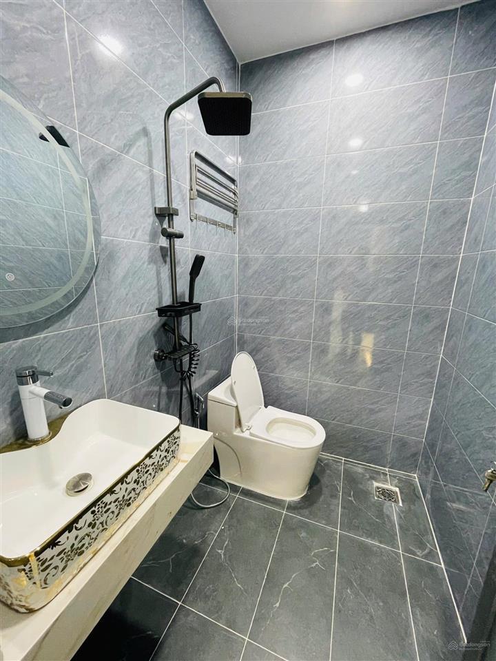 Quận 12 bán nhà phố cao cấp mới 5 tầng  trần thị năm  tân chánh hiệp, xe hơi thông 6.6 tỷ