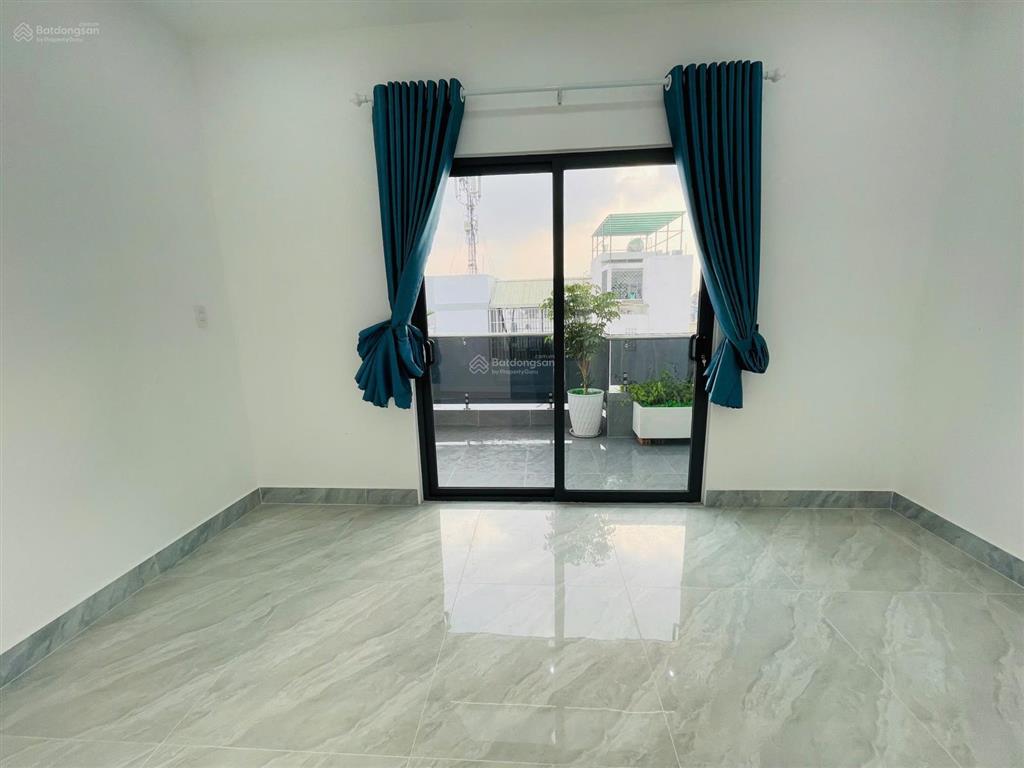 Quận 12 bán nhà phố cao cấp mới 5 tầng  trần thị năm  tân chánh hiệp, xe hơi thông 6.6 tỷ
