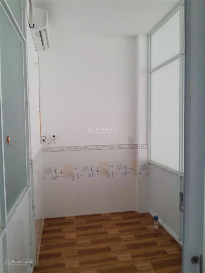 Quận 12 nhà góc 2 mặt tiền 1/ huỳnh thị hai xe hơi tới cửa,5.5 x 15ngay ngã tư nguyễn ảnh thủ, 5 tỷ