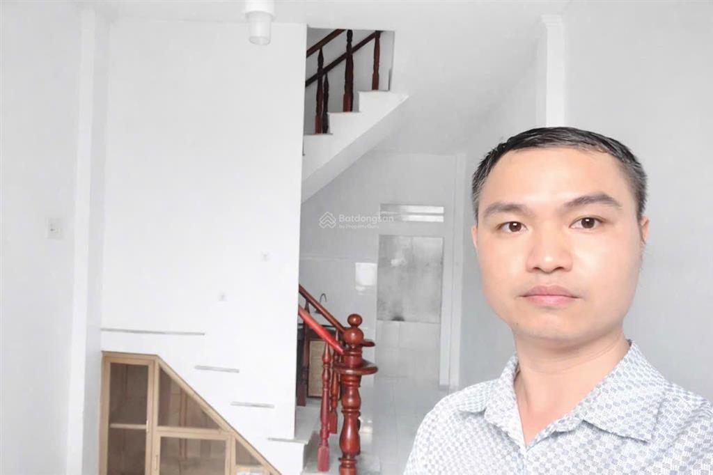 Nhà cấp 4 mới ở ngay 2 tầng gần ủy ban phường tân chánh hiệp xe hơi tới nhà chỉ 30m,chỉ nhỉnh 1.8t