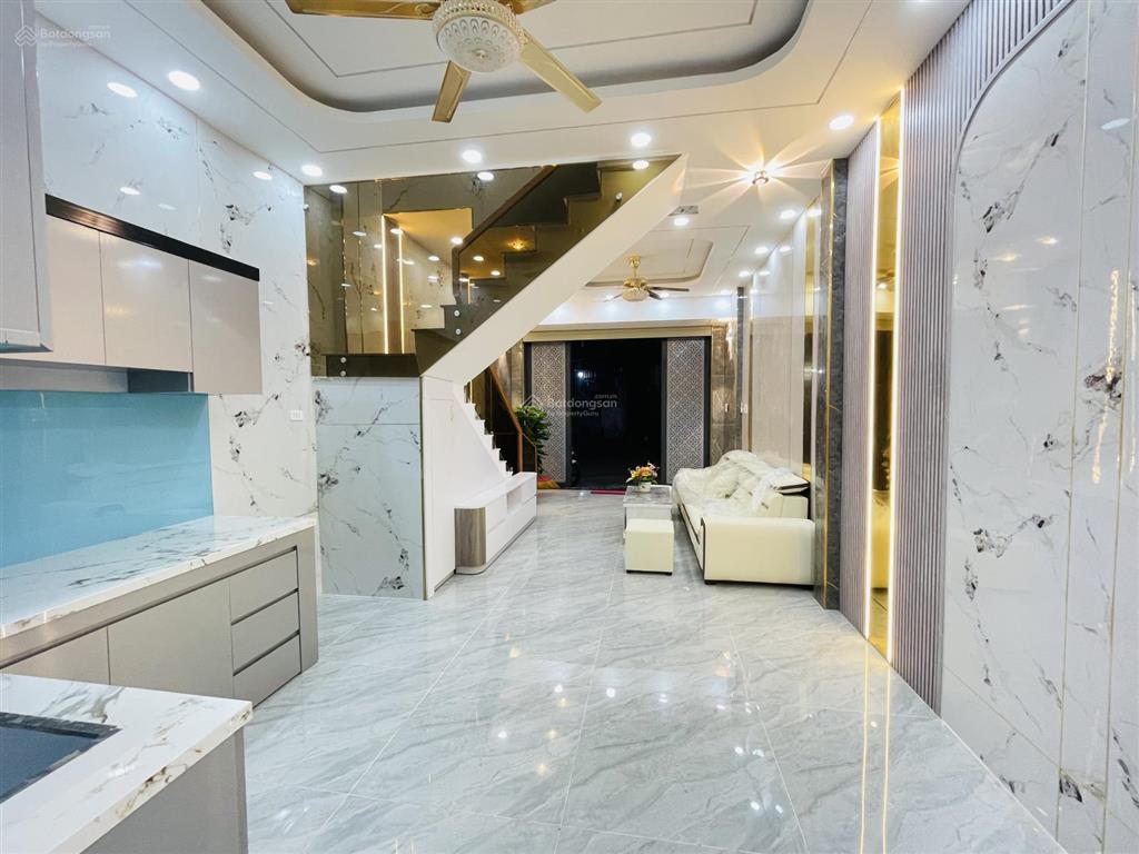 Quận 12 nhà mới 2 tầng đường tân chánh hiệp 13, xe hơi thông, gần đh giao thông, 3.9 tỷ