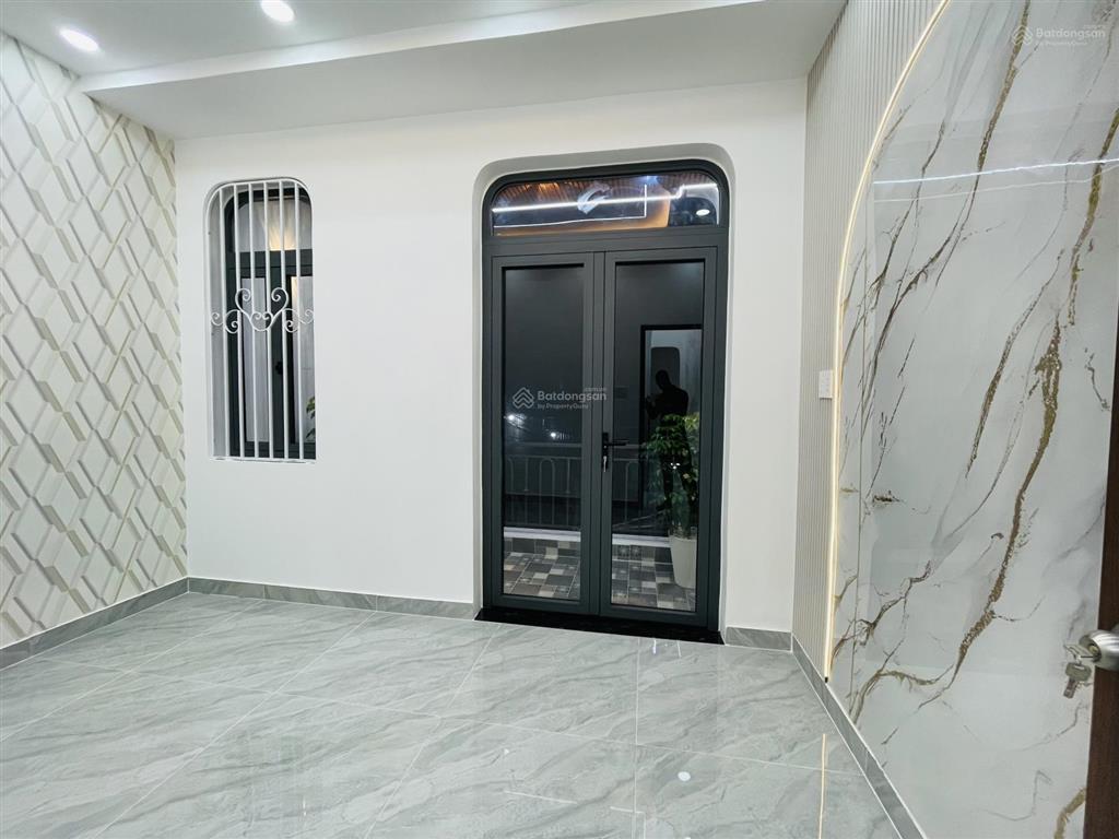 Quận 12 nhà mới 2 tầng đường tân chánh hiệp 13, xe hơi thông, gần đh giao thông, 3.9 tỷ