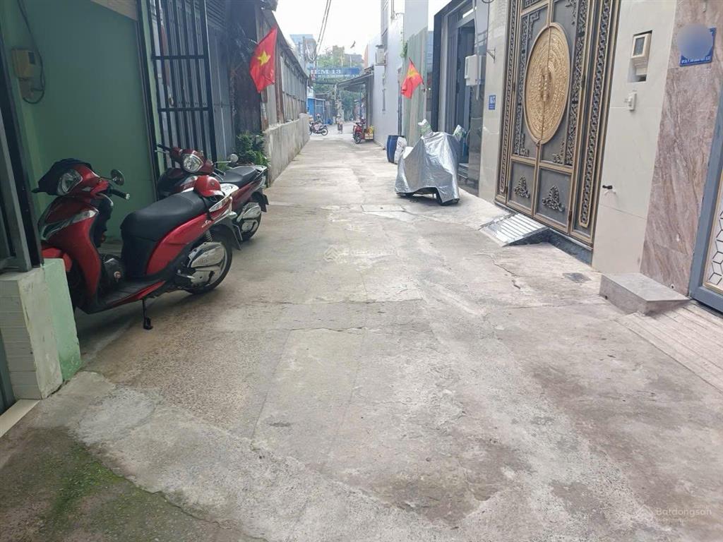 Quận 12, nhà ngon đường xe hơi, tân chánh hiệp 3 vào chỉ 50m, 4x12, chỉ 3 tỷ 890