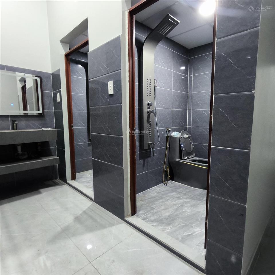Bán nhà 2 tầng btct mặt tiền nguyễn thị thử hóc môn