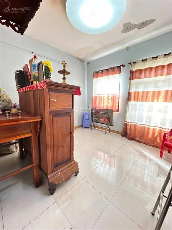 Cách mặt tiền đặng thúc vịnh 20m  hẻm xe hơi thông ra huỳnh thị na, hóc môn