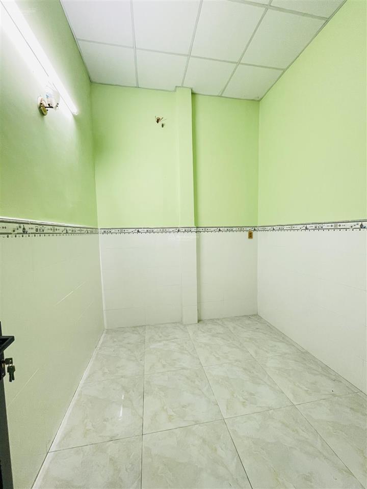 Bán nhà mặt tiền phùng thị chuyện gần ngã ba chùa đông thạnh, hóc môn