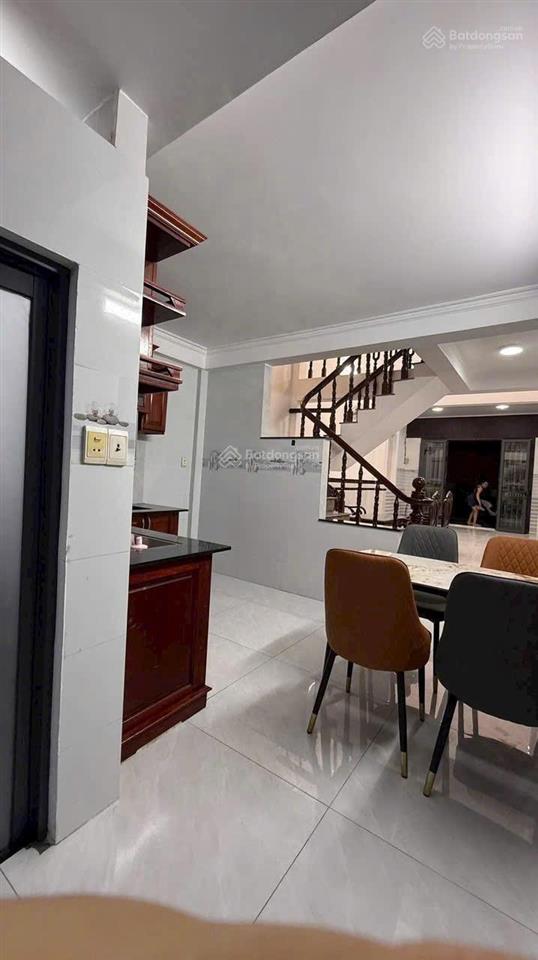 Nhà phố tân chánh hiệp 03, quận 12 đường 7m có sân xe hơi