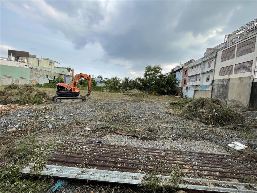 Bán lô đất 2000m2 góc 2mặt tiền đường lê thị hà, thị trấn hóc môn