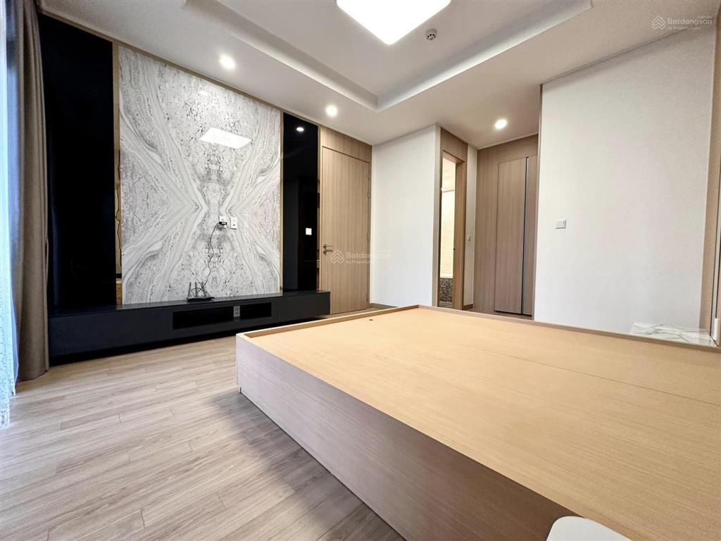 Tôi cần cho thuê căn 2pn chung cư the link  ciputra, giá 14,5tr/ tháng.  0383 654 ***