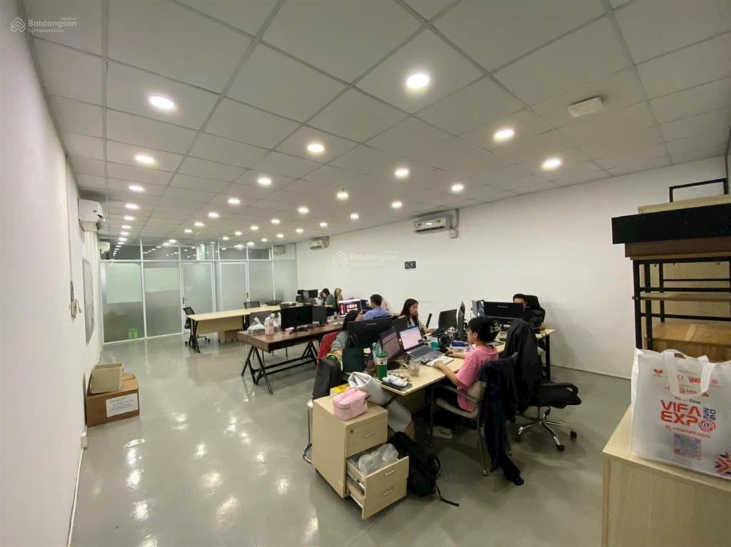 Bán nhà 6m x 30,6m mặt tiền quốc lộ 13 hiệp bình phước