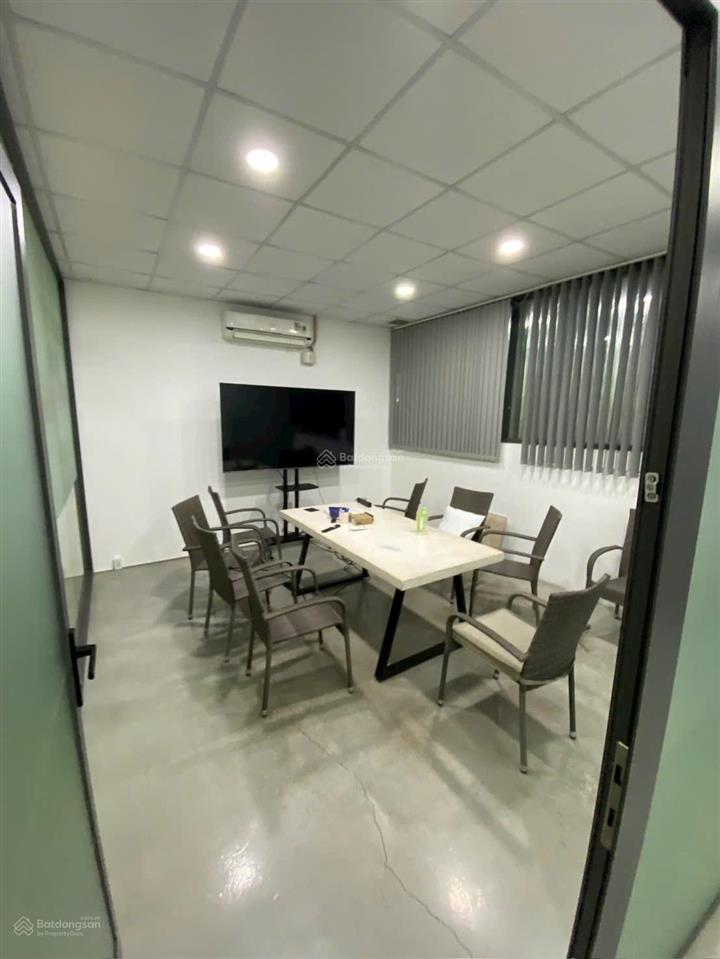 Bán nhà 6m x 30,6m mặt tiền quốc lộ 13 hiệp bình phước