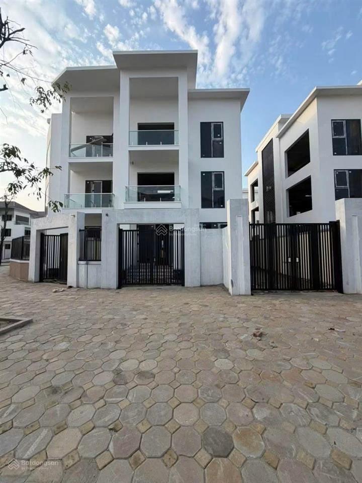 Cho thuê biệt thự thanh hà đã lát nền, chát tường và hỗ trợ kéo điện ba pha
