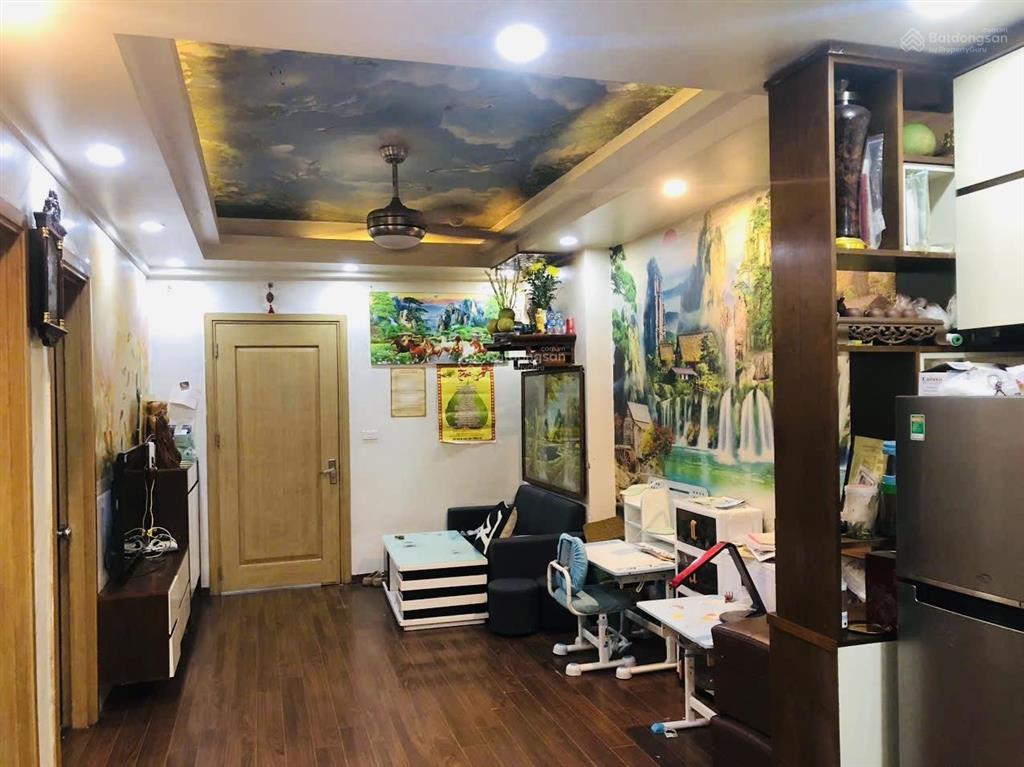 Cần bán gấp căn hộ chung cư tại khu đô thị thanh hà tầng trung