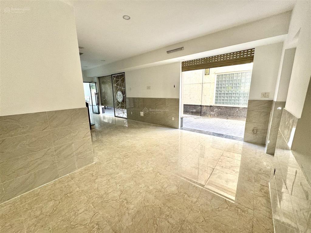 Cho thuê mb cityland gò vấp 1 lầu + 1 lửng + 1 trệt (2wc) 27 triệu/tháng