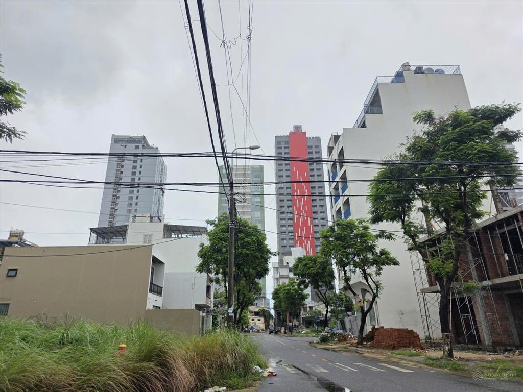 Bán góc 2mt đinh đạt & nguyễn đức an, dt 189m2 ngang 10m sát biển