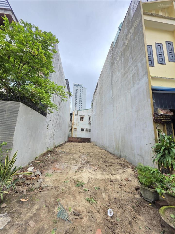 Bán đất mt hà tông huân đường 7m5 dt 90m2 ngang 5m