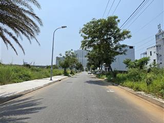 Bán đất mt trần sâm dt 180m2 ngang 10m đường 7m5