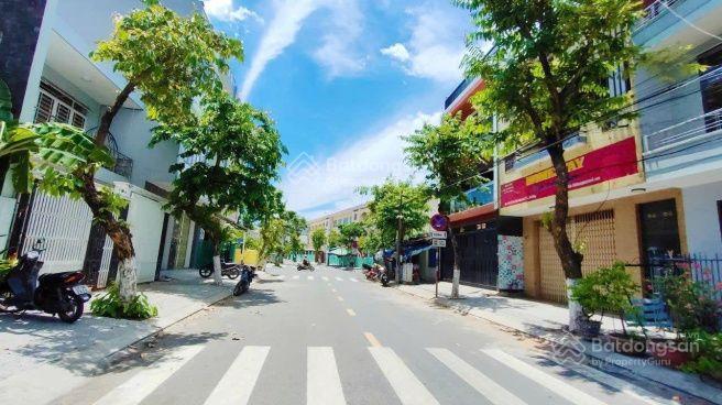 Bán đất mt phan huy chú dt 104m2 ngang 5m