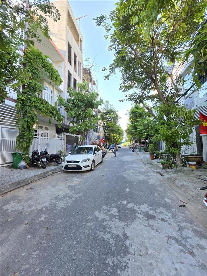 Bán lô đất mt thành vinh 4, dt 92m2 ngang 5m